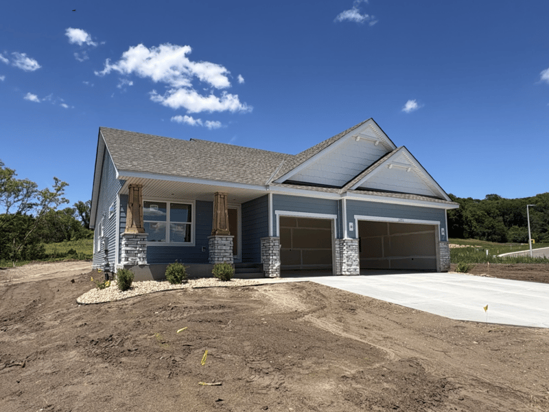 1271 Hadley Hills Dr NE, Rochester, MN 55906