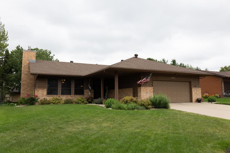 1956 Dorathea Blvd, Worthington, MN 56187
