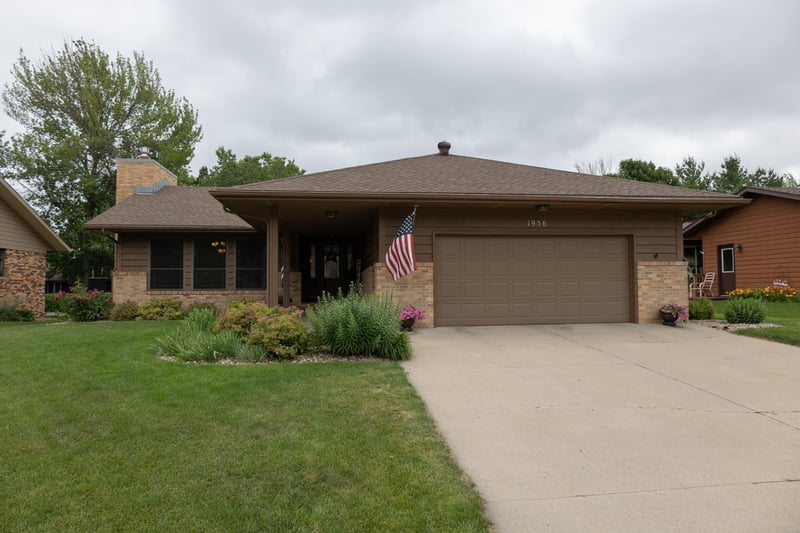 1956 Dorathea Blvd, Worthington, MN 56187
