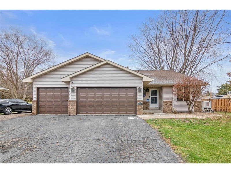23030 Henna Ave N, Forest Lake, MN 55025