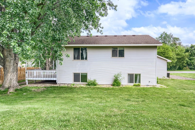 23030 Henna Ave N, Forest Lake, MN 55025