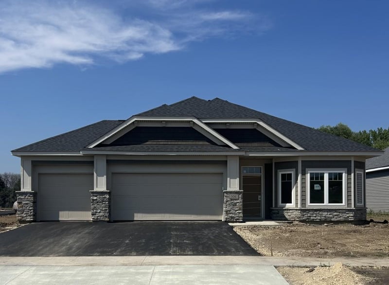504 James Pw, Elko New Market, MN 55054