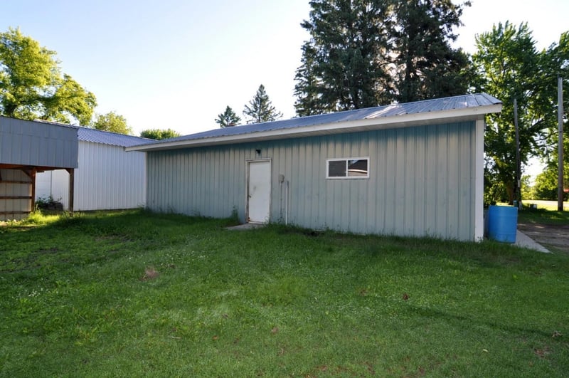 390 Pleasant Ave SE, Akeley, MN 56433
