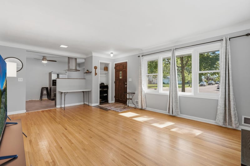 2319 Nokomis Ave, Saint Paul, MN 55119