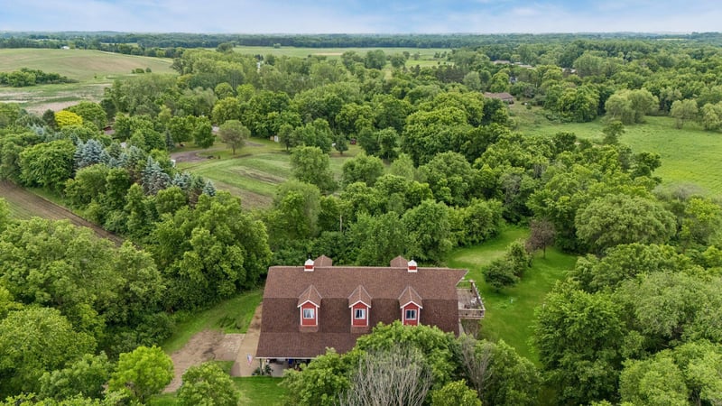 4251 20th St SW, Waverly, MN 55390
