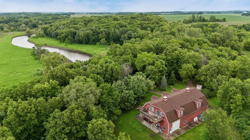4251 20th St SW, Waverly, MN 55390