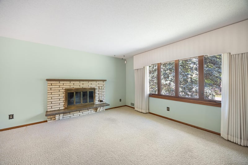 3830 Idaho Ave N, Crystal, MN 55427