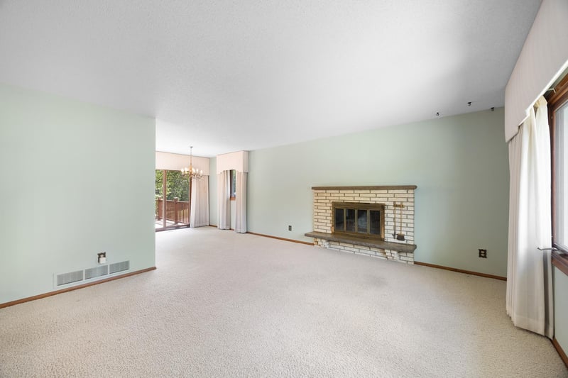 3830 Idaho Ave N, Crystal, MN 55427