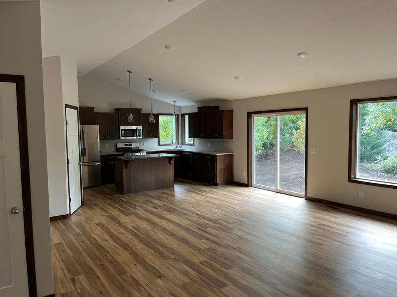 5869 Deer St, Monticello, MN 55362