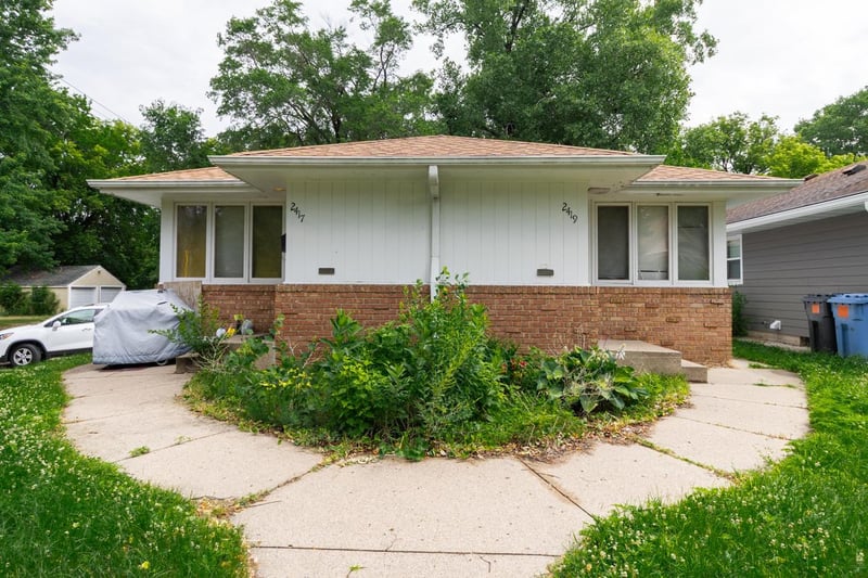 2417 Cole Ave SE, Minneapolis, MN 55414