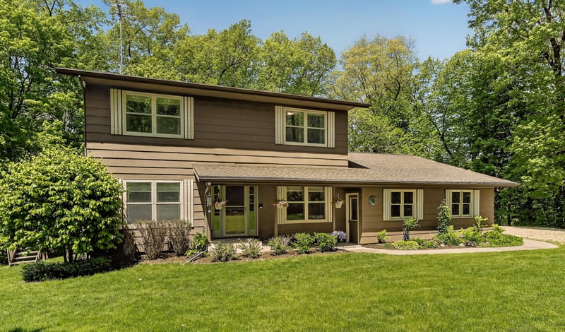 5241 Roselee Cir NW, Byron, MN 55920