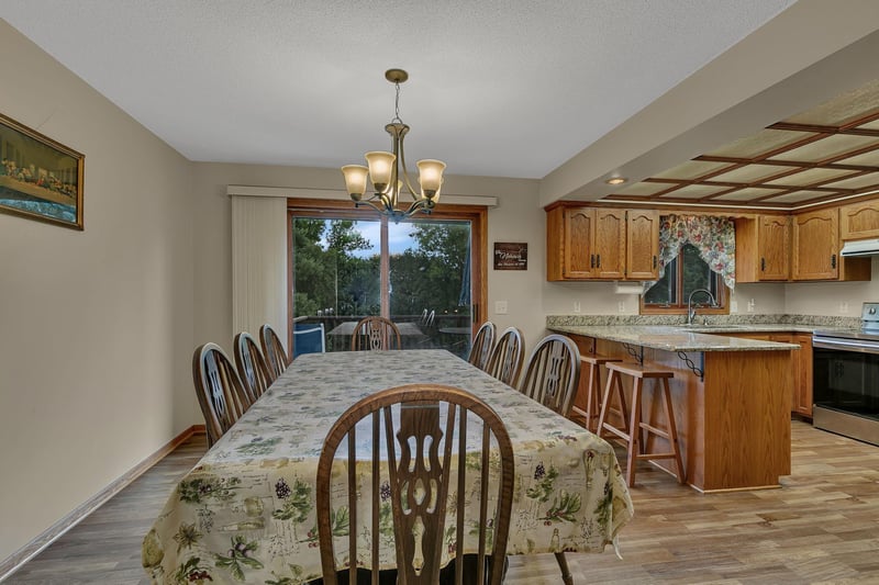 1905 Prairie Hill Rd, Saint Cloud, MN 56301