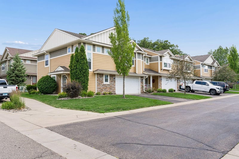 3981 Cedar Grove Ln, Eagan, MN 55122