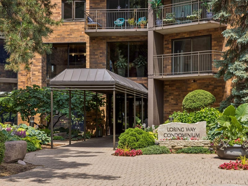 210 W Grant St #107, Minneapolis, MN 55403