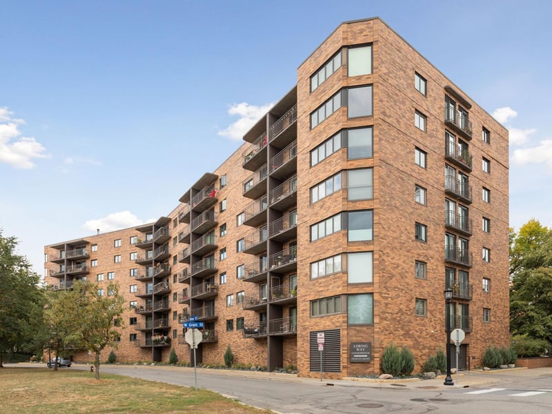 210 W Grant St #107, Minneapolis, MN 55403
