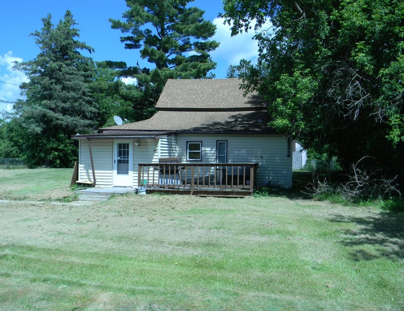 310 2nd St SE, Deer River, MN 56636