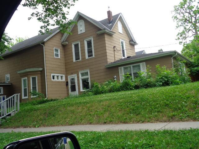 579 Ohio St, Saint Paul, MN 55107
