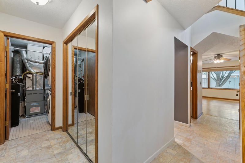 4150 Maureen Dr NE, Columbia Heights, MN 55421