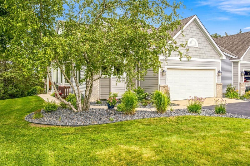 10970 Kiawah Dr, Eden Prairie, MN 55344