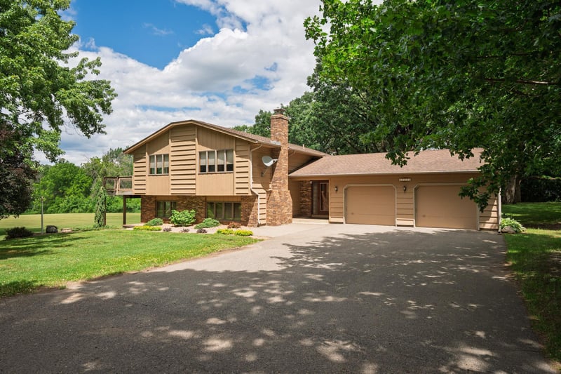 10829 160th St E, Hastings, MN 55033