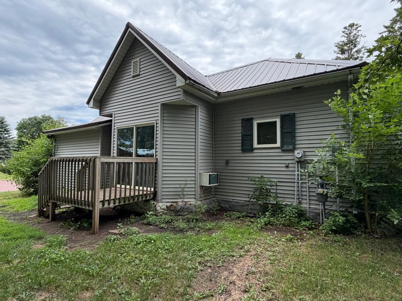 427 Cedar Ave, Westbrook, MN 56183