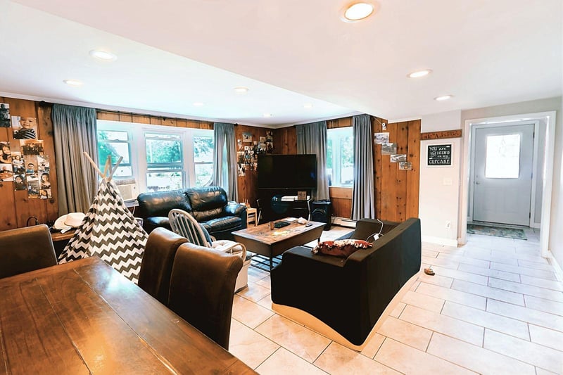 4376 Upper 71st St E, Inver Grove Heights, MN 55076