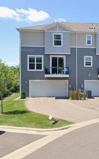 2185 Gateway Curve, North Saint Paul, MN 55109