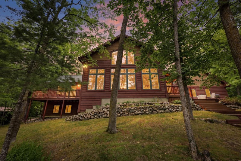 21516 NE Pickerel Lake Rd, Detroit Lakes, MN 56501