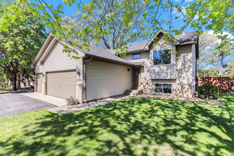 13676 Marigold St NW, Andover, MN 55304