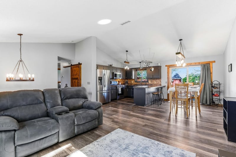 13676 Marigold St NW, Andover, MN 55304