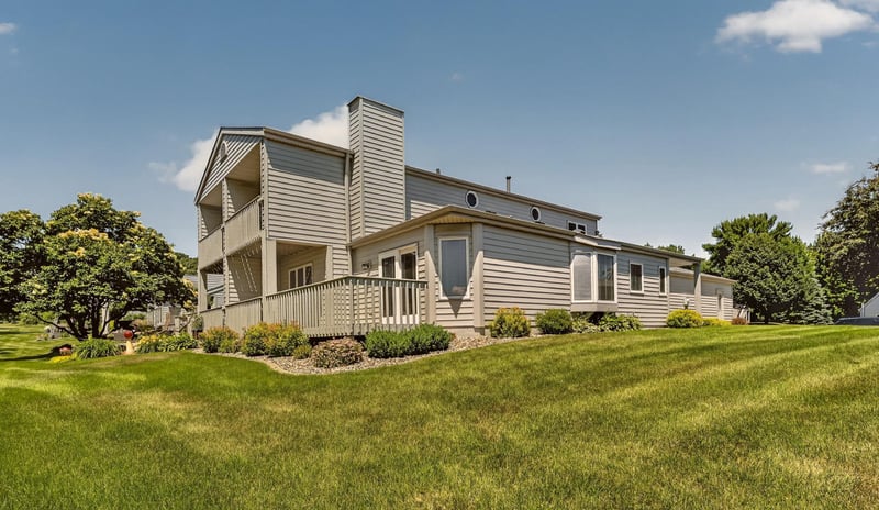 4862 Tee Ct SW, Rochester, MN 55902