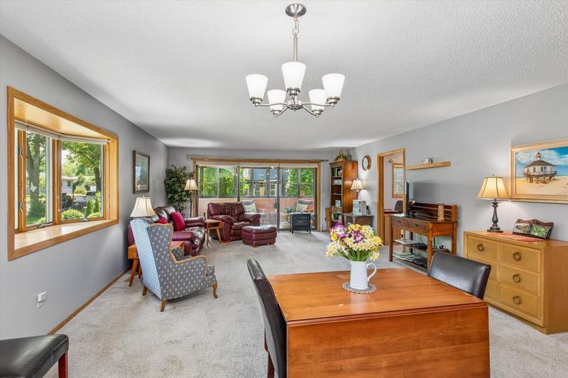 701 Hackerson Ct, Northfield, MN 55057