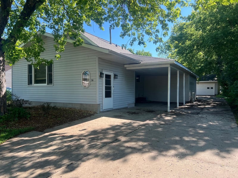 514 Swift Ave N, Litchfield, MN 55355