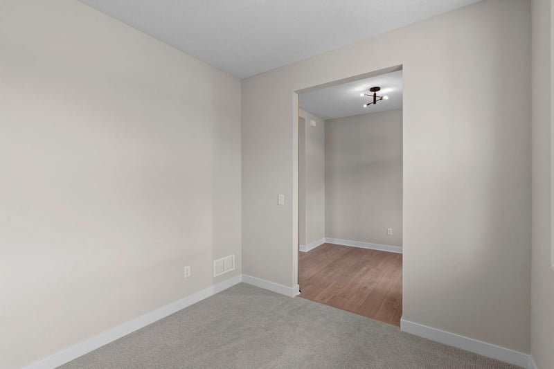 3779 Knightsbridge Ln N, Lake Elmo, MN 55042