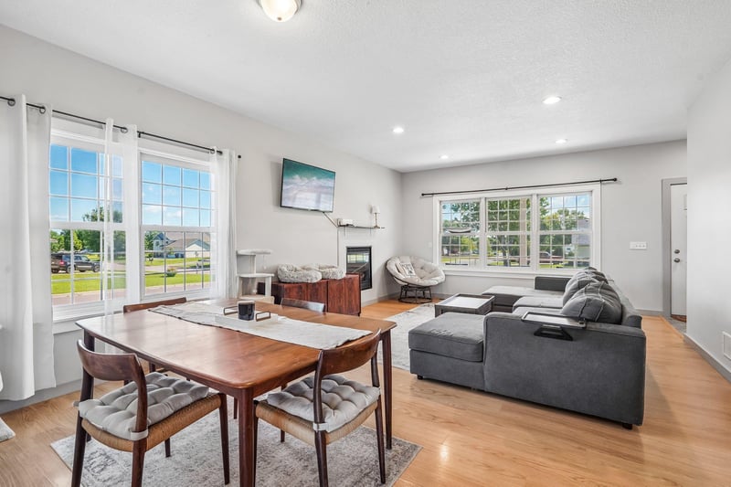 153 Summerfield Dr, Waverly, MN 55390
