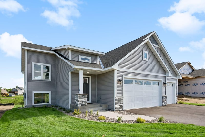 13097 11th Ave S, Zimmerman, MN 55398