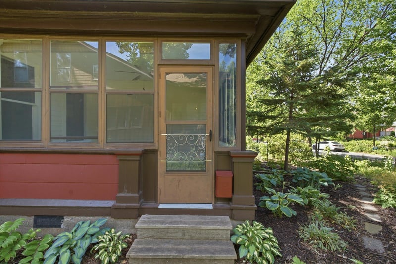 143 Bedford St SE, Minneapolis, MN 55414