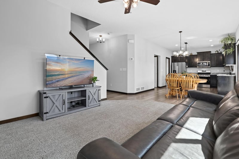 1024 Bellaire Blvd NW, Isanti, MN 55040