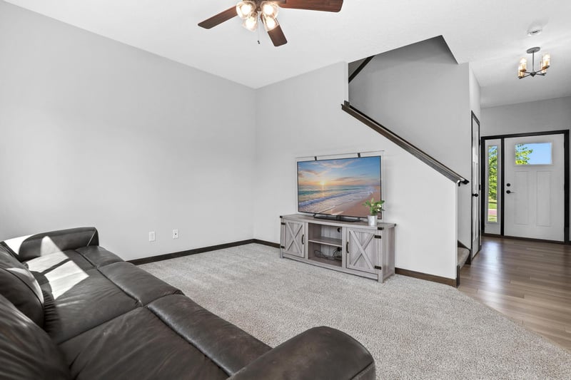 1024 Bellaire Blvd NW, Isanti, MN 55040