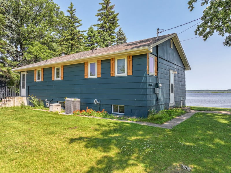 310 King St W, Osakis, MN 56360