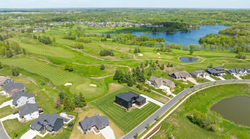 1353 Palmer Dr N, Lake Elmo, MN 55042