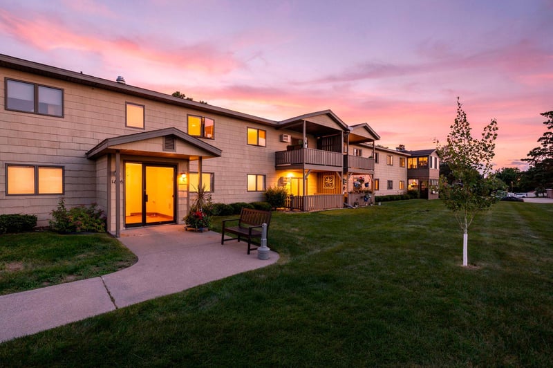 1806 Pioneer Rd #113, Red Wing, MN 55066