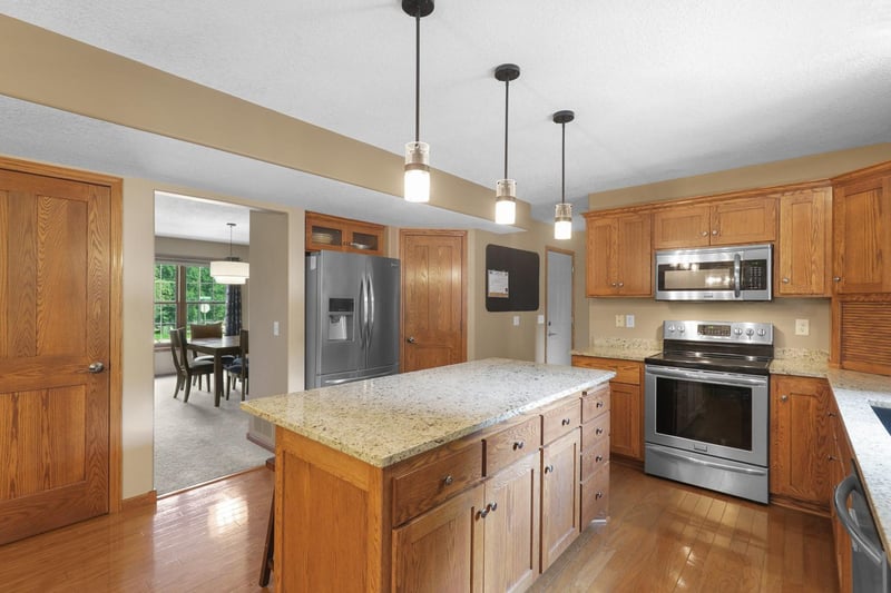12866 195th Ave NW, Elk River, MN 55330