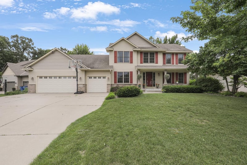12866 195th Ave NW, Elk River, MN 55330
