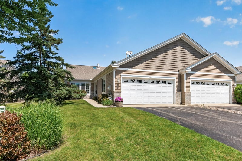 13214 Spencer Sweet Pea Ln, Eden Prairie, MN 55347