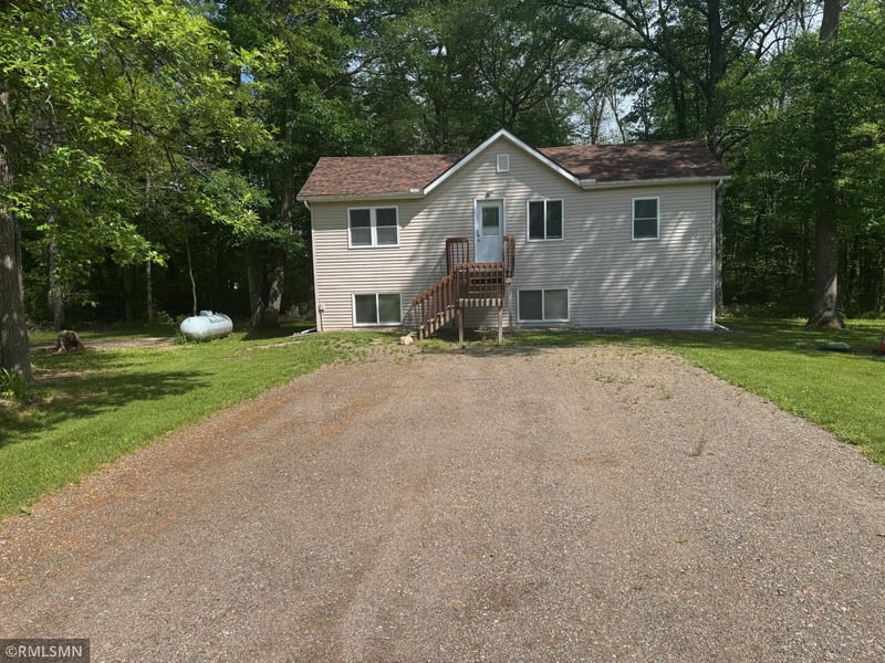 48566 Lake Ave, Mcgregor, MN 55760