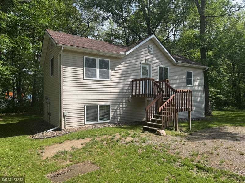 48566 Lake Ave, Mcgregor, MN 55760