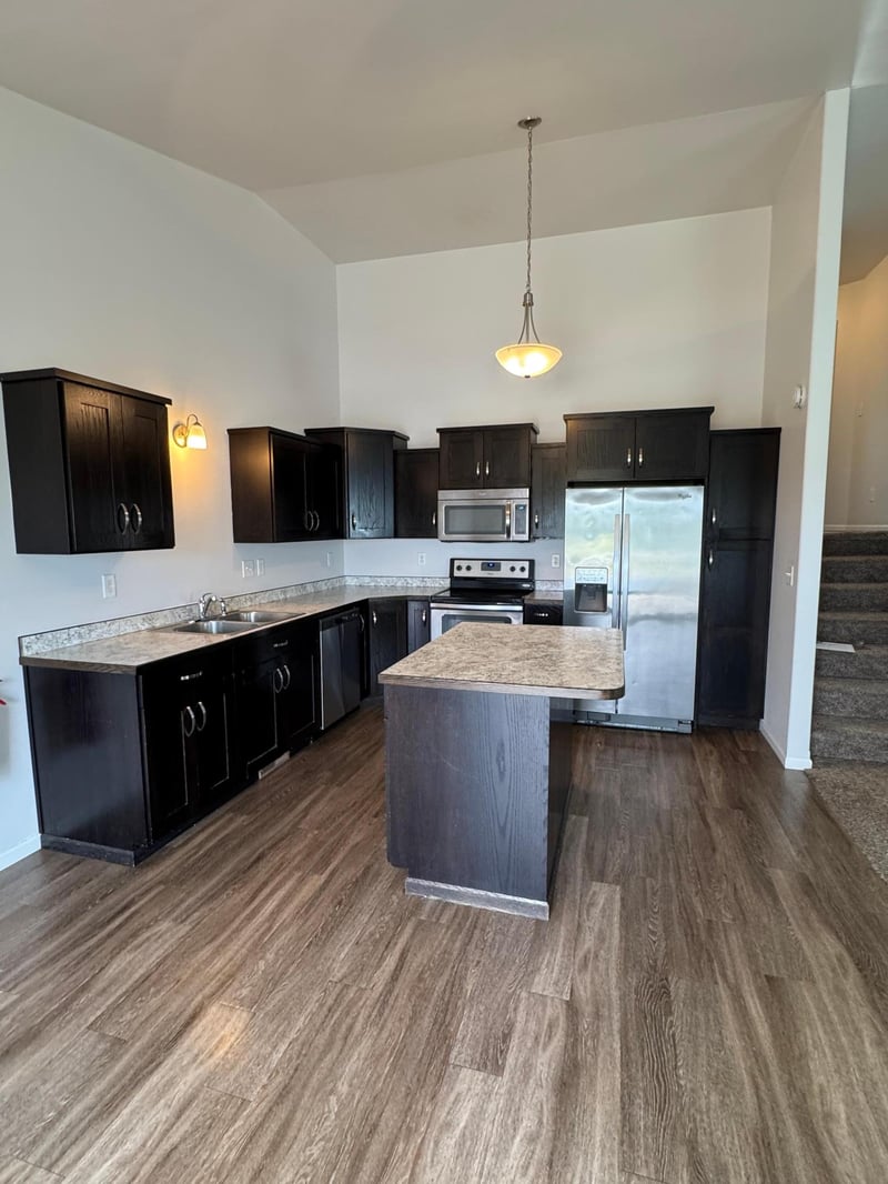 3130 27th St S, Moorhead, MN 56560
