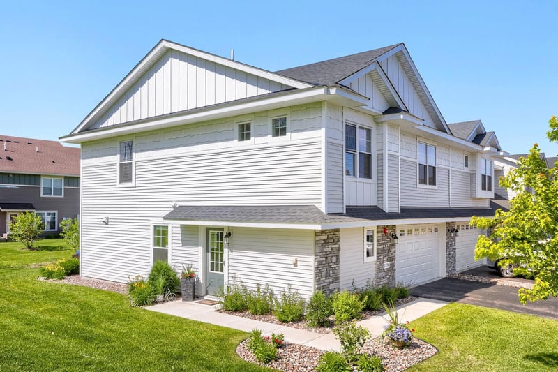 2174 Island Ct, Lino Lakes, MN 55038