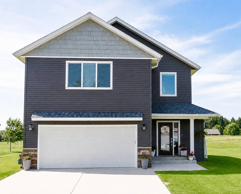 1923 Longview Dr, Detroit Lakes, MN 56501